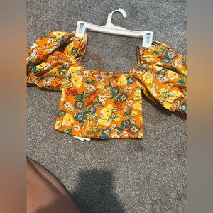 new with tags! zara top